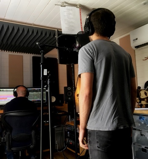 Matt recording the verses on Panyan - 20.08.18